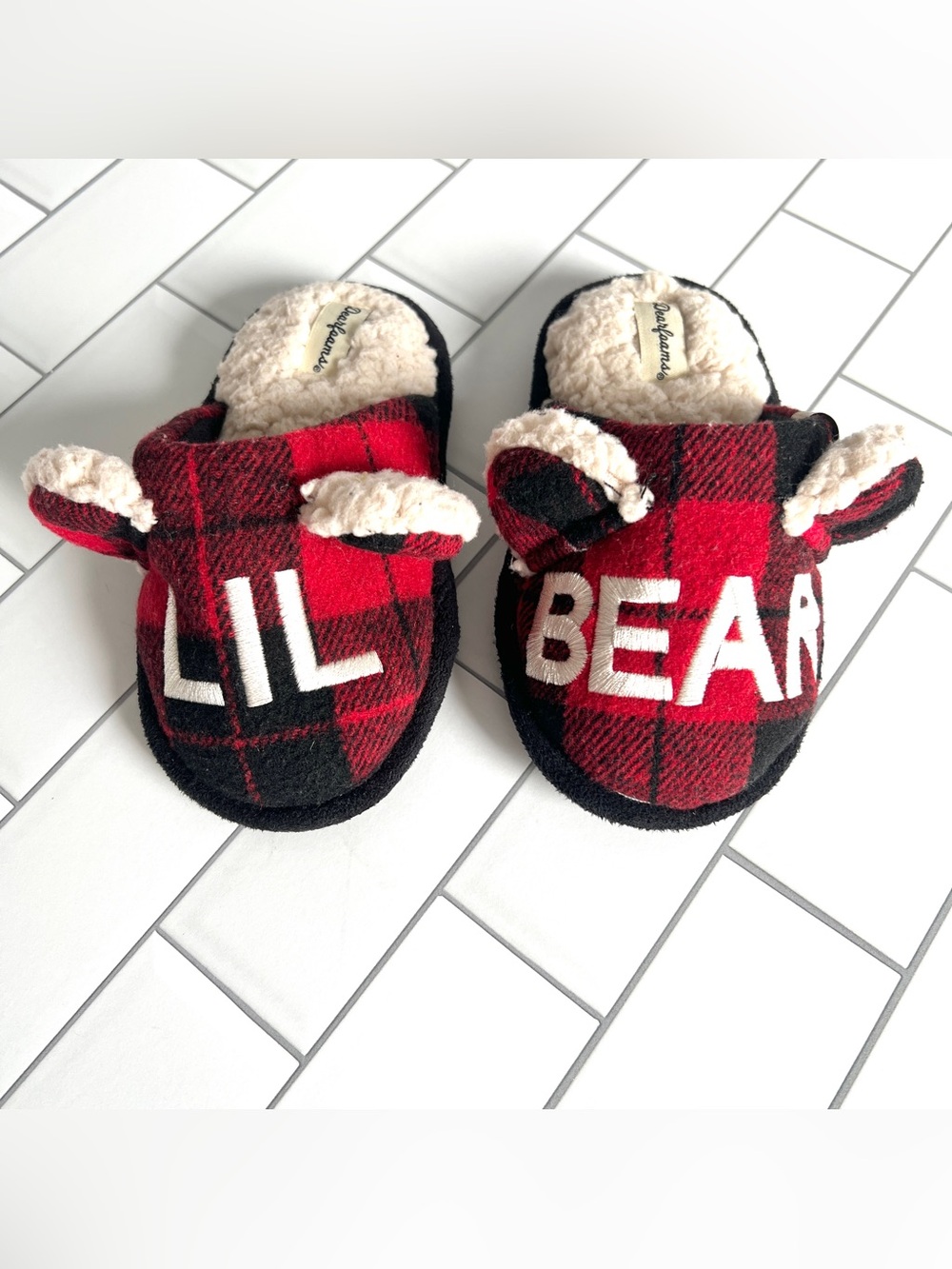 7-8🧸 Dearfoams Toddler Lil Bear Buffalo Plaid Red Black Clog Sherpa Slipper